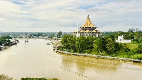 Hilton Kuching Dekat Hotel Photos