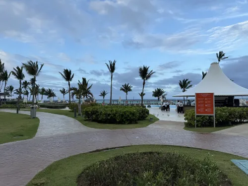 Nickelodeon Hotels & Resorts Punta Cana by Karisma Рядом с отелем Photos