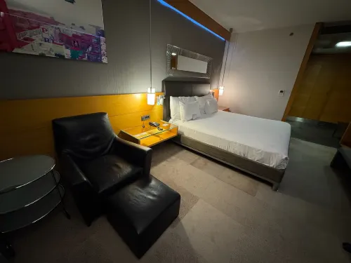 Point Hotel Barbaros Rooms Photos