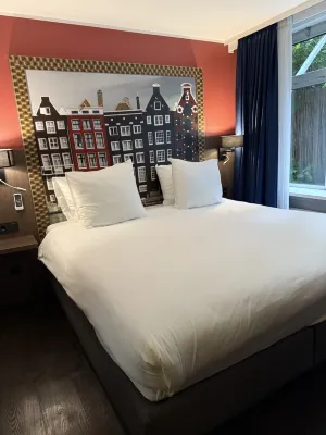 Leonardo Hotel Amsterdam City Center Zimmer Photos