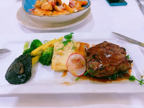 Prince's Gate Hotel Dining Photos