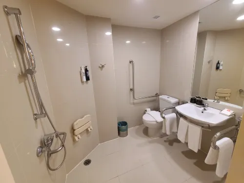Ibis Phuket Kata Номера Photos