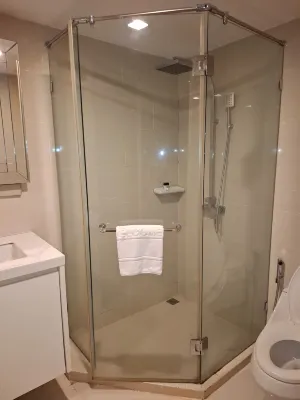Hope Land Hotel Sukhumvit 8 Kamar Photos