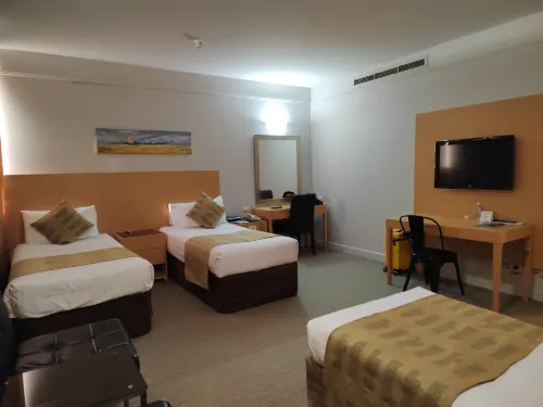 Quality Hotel Ambassador Perth Camere Photos