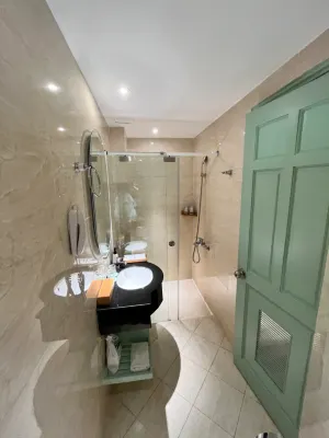 Silverland Sil Hotel Rooms Photos