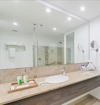 City Express Plus by Marriott Cali Colombia Rooms Photos