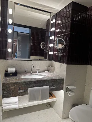 Hyatt Centric Zhongshan Park Shanghai Rooms Photos