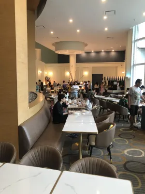 Village Hotel Changi by Far East Hospitality Restauration Photos
