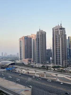 The Radisson Blu Hotel Apartment Dubai Marina À proximité de l'hôtel Photos