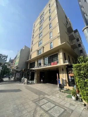 Travelier Hostel Eksterior Photos