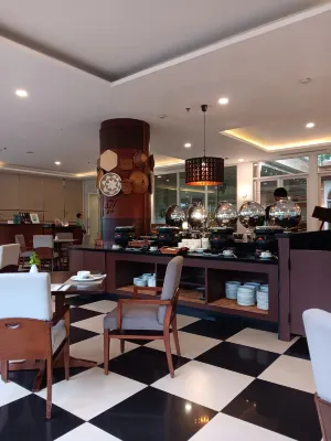 Java Palace Hotel Restauration Photos