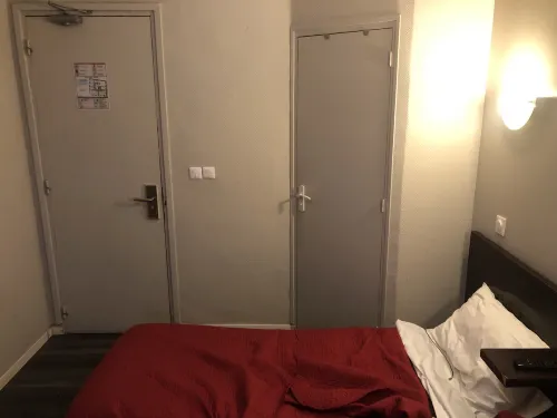 Hipotel Paris Printania Maraîchers. Chambres Photos