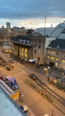 Metropolitan Hotel by Flemings In der Nähe des Hotels Photos