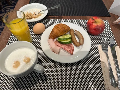 Hotel Rathauspark Wien, a member of Radisson Individuals Dining Photos