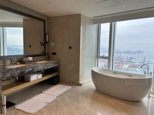 Hyatt Regency Shenzhen Yantian Rooms Photos