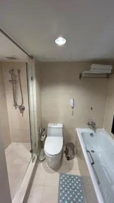 Ramada Plaza by Wyndham Bangkok Menam Riverside Rooms Photos