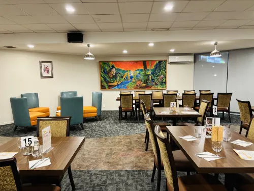 Auckland Airport Kiwi Motel Restauration Photos