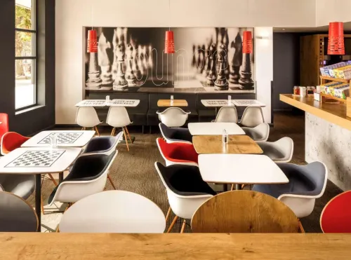 Ibis London Stratford Photos