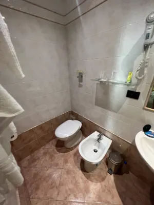The Galileo Hotel Rooms Photos
