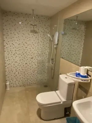 Regalia Residence The Sky Pool Suite - The Stay Hub Rooms Photos