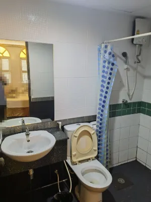 Sino House Patong Camere Photos