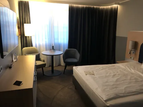 Vienna House Easy by Wyndham Frankfurt Airport Kamar Photos
