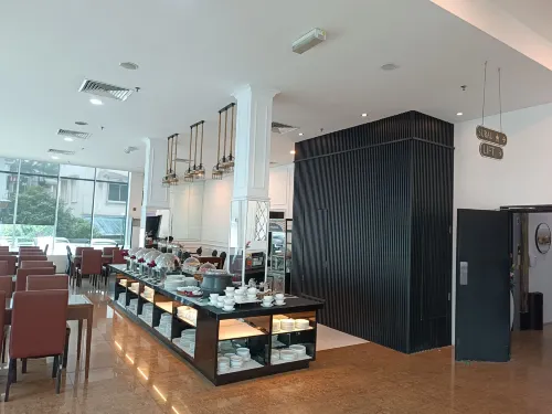 Dormani Hotel Kuching Photos