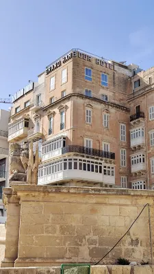 Grand Harbour Hotel Exterior Photos