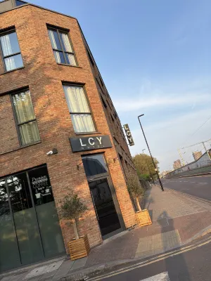 London City Airport Hotel Außen Photos