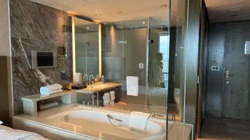 The Eton Hotel Shanghai Phòng Photos