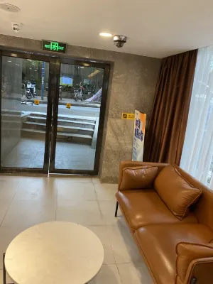 IU Hotel (Guangzhou Chest Hospital Taojin Subway Station) Photos