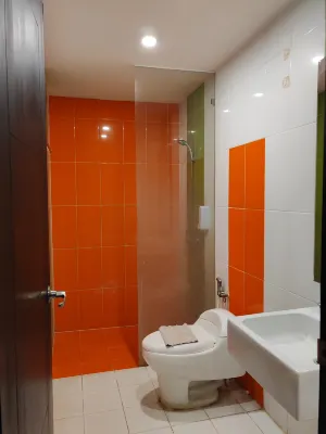 Tab Hotel Surabaya Kamar Photos