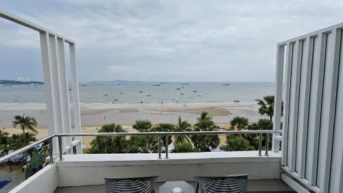 Baboona Beachfront Living Photos