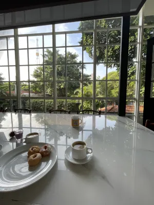 Kampi Hotel Tunjungan - Surabaya Aree comuni Photos
