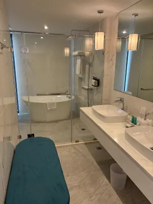 Pattaya Discovery Beach Hotel Chambres Photos