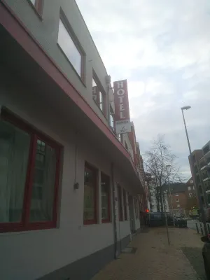 Ina Hotel Consul Außen Photos