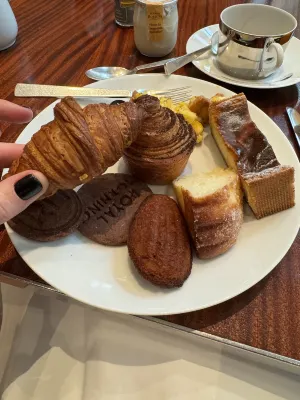 Le Royal Monceau - Raffles Paris Dining Photos