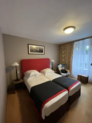 New Hotel Charlemagne Rooms Photos