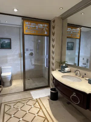 Chutian Guangdong International Hotel Zimmer Photos