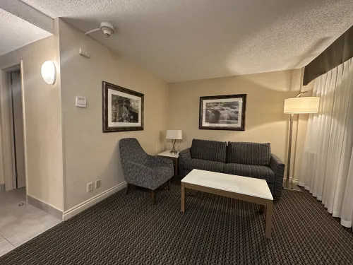 Best Western Premier Chateau Granville Hotel  Suites  Conf. Centre Chambres Photos