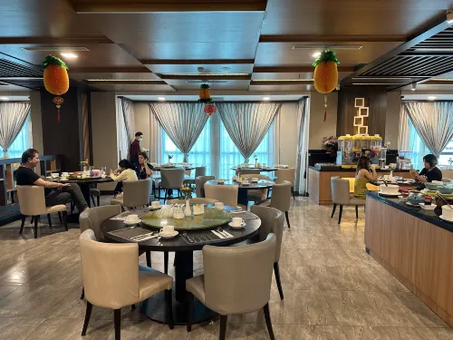 Nagoya Hill Hotel Batam Restauration Photos