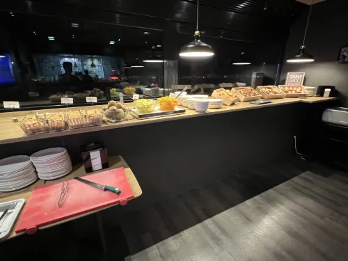 Hotel Ibis Milano Ca' Granda Photos