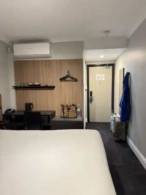 The Pensione Hotel Perth, an EVT hotel Rooms Photos