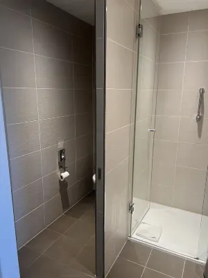 H4 Hotel München Messe Zimmer Photos