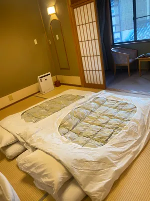 Sennennoyu Koman Camere Photos