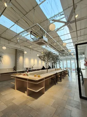 Hi Cozy International Youth Hostel (Nanjing East Road And The Bund) Photos