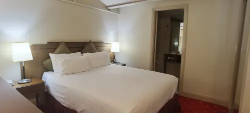 Grand Hotel Melbourne Rooms Photos