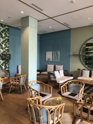 Hotel Louis Kienne Pemuda Area Publik Photos