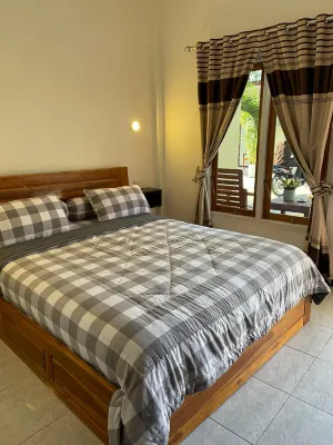 Lope Homestay Kamar Photos
