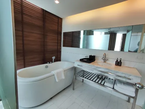 JC Kevin Sathorn Bangkok Hotel Rooms Photos